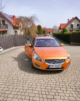 małopolskie Volvo S60 cena 38900 przebieg: 123000, rok produkcji 2010 z Tychy